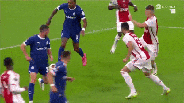 Ajax vs Marseille 3-3: Borges, Berghuis, Taylor lần lượt lập công, Clauss ghi bàn, Aubameyang lập cú đúp gỡ hòa, Silvano Vos nhận thẻ đỏ