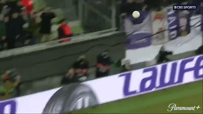 Ferencvaros vs Fiorentina 1-1: Zachariassen đệm bóng bất ngờ mở bàn, Luca Ranieri chớp thời cơ, Fiorentina củng cố ngôi đầu