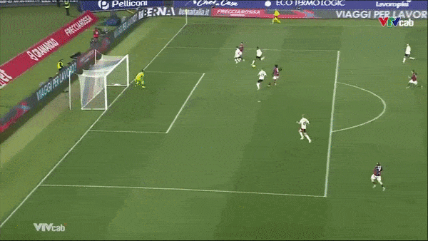Bologna vs AS Roma 2-0: Nikola Moro đệm bóng chớp nhoáng, Kristensen phản lưới nhà, HLV Mourinho ngậm ngùi mất 3 điểm