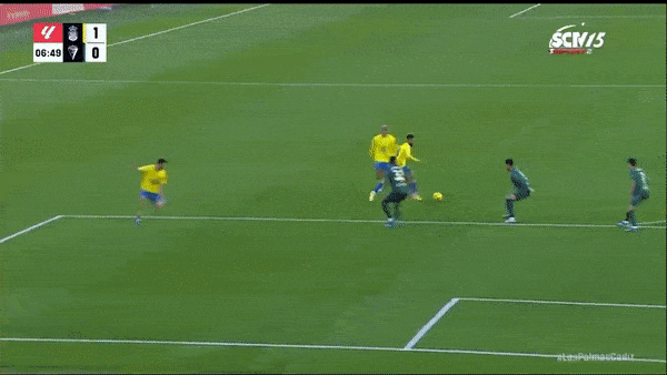 Las Palmas vs Cadiz 1-1: Pejino tỉa góc tinh tế, Chris Ramos đánh đầu chia điểm cuối trận