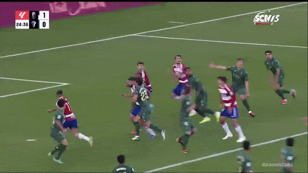 Granada vs Cadiz 2-0: VAR công nhận bàn thắng của Myrto Uzuni, Sobrino nhận thẻ đỏ, Martinez ấn định chiến thắng 