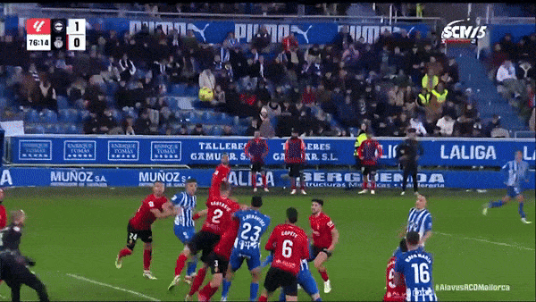 Alaves vs Mallorca 1-1: Rioja kiến tạo, Benavidez đệm bóng mở bàn, Nastasic chớp thời cơ gỡ hòa, Garcia nhận thẻ đỏ cuối trận