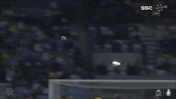 Al Khaleej vs Al Nassr 0-1: Ronaldo kém duyên ghi bàn, Brozovic đá phạt, Laporte đánh đầu ghi bàn duy nhất