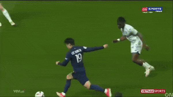 PSG vs Le Havre 3-3: Rượt đuổi kịch tính, Operi, Ayew, Toure lập công, vắng Mbappe, Barcola, Hakimi, Ramos tỏa sáng gỡ hòa, PSG chia điểm