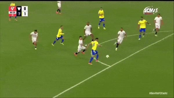 Sevilla vs Cadiz 0-1: VAR từ chối bàn thắng, Juanmi kiến tạo, Sergi Guardiola lập công, Cadiz có thêm 3 điểm quý giá