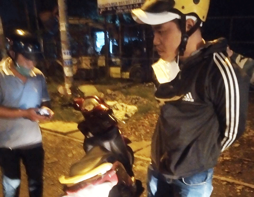 Hồ Văn Quốc khi bị bắt. Ảnh: KIÊN ĐỊNH Hồ Văn Quốc khi bị bắt. Ảnh: KIÊN ĐỊNH