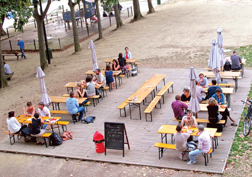 Một góc Toulouse nằm bên bờ sông Garonne. Quán hàng di động. Quảng trường Capitol, kiến trúc với gạch hồng đặc trưng xây từ thế kỷ 16, nơi không du khách nào bỏ lỡ cơ hội tham quan. Thư giãn dưới nắng thu. Một khu phố với kiến trúc đặc trưng Toulouse. Cầu mới (Pont-Neuf), địa danh lịch sử nối 2 bờ Thành phố Hồng. Tượng cổ tại bảo tàng Bemberg và ngoài công viên. Một góc Toulouse nằm bên bờ sông Garonne. Quán hàng di động. Quảng trường Capitol, kiến trúc với gạch hồng đặc trưng xây từ thế kỷ 16, nơi không du khách nào bỏ lỡ cơ hội tham quan. Thư giãn dưới nắng thu. Một khu phố với kiến trúc đặc trưng Toulouse. Cầu mới (Pont-Neuf), địa danh lịch sử nối 2 bờ Thành phố Hồng. Tượng cổ tại bảo tàng Bemberg và ngoài công viên.