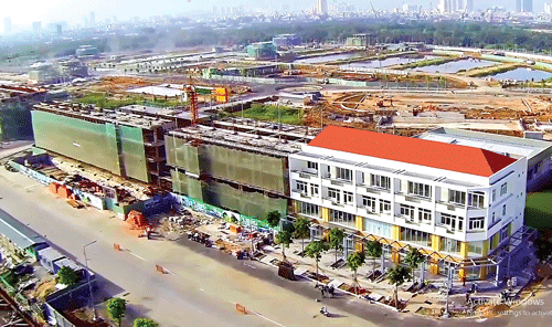 Các công trình đang được thi công ở dự án Khu đô thị SALA.