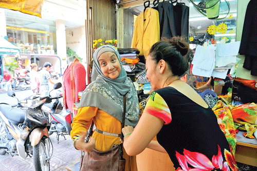 Chợ ngoại ở TPHCM ảnh 3