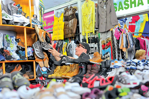 Chợ ngoại ở TPHCM ảnh 4