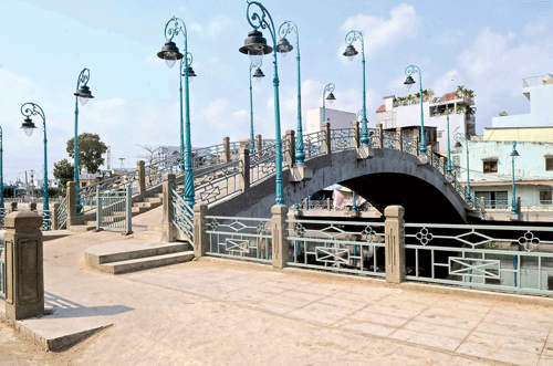 Điểm son Tân Hóa - Lò Gốm ảnh 3