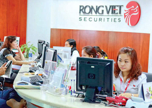 CTCK Rồng Việt xem như đã thoát lỗ. Ảnh: LONG THANH CTCK Rồng Việt xem như đã thoát lỗ. Ảnh: LONG THANH