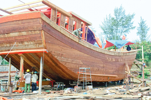 Đóng mới tàu thuyền từ nguồn vốn vay theo Nghị định 67.