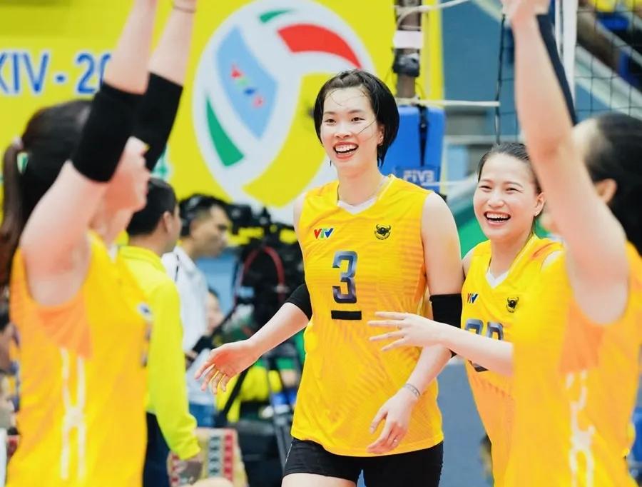 Trần Thị Thanh Thuý là thủ lĩnh của đội chủ giải VTV Bình Điền Long An. Ảnh: DŨNG PHƯƠNG