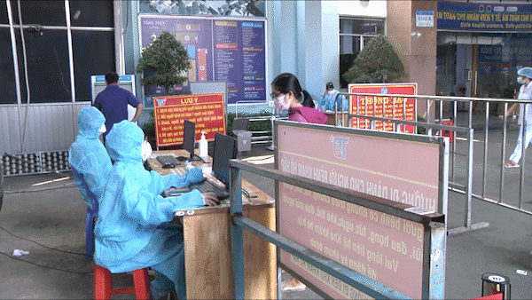 Sau 30-9 các bệnh viện ở TPHCM trở về công năng ban đầu