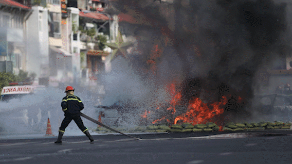 Hơn 5.000 người diễn tập chữa cháy hầm nhà ga Metro số 1 ở TPHCM