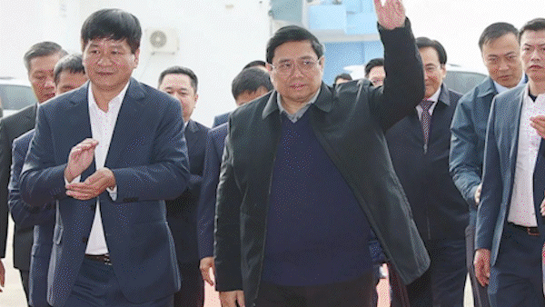 Tin nóng: Tai biến, đột quỵ, viêm phổi vì giá rét; Vượt giá lạnh, hiến máu dịp Noel