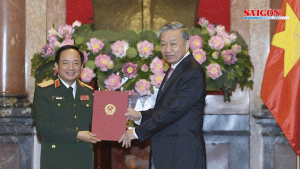 Bản tin tối 3-6: Giải cứu cô gái cùng cháu bé 2 tuổi bị mắc kẹt; Hút 3 gói thuốc một ngày, người đàn ông nguy kịch