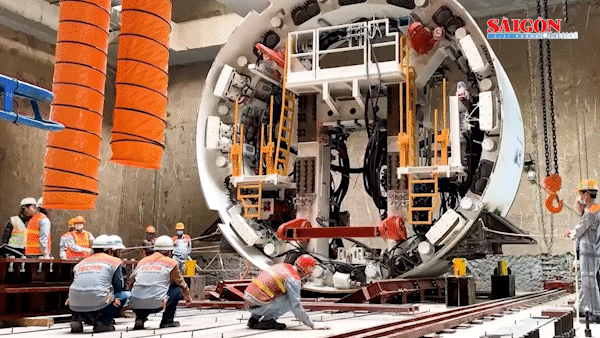 Máy đào hầm "Táo Bạo" về đích, nối thông toàn tuyến ngầm metro Nhổn - Ga Hà Nội