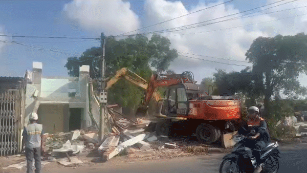 Cưỡng chế 9 trường hợp để thực hiện dự án đường trục chính Vũng Tàu