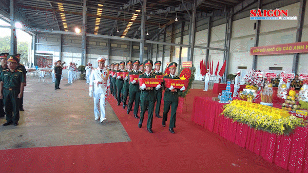 Từ Cần Thơ, hơn 8.400 mẫu hài cốt liệt sĩ được vận chuyển đến Hà Nội giám định ADN