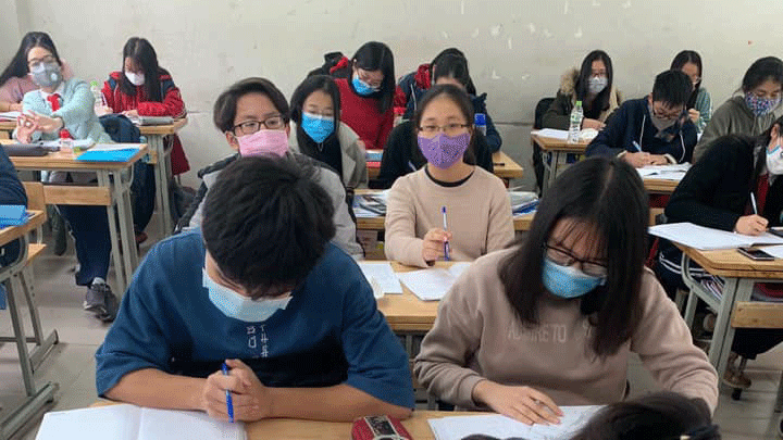 Khẩu trang y tế hiện nay đang bị "thổi giá"