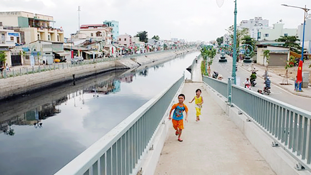 Công bố quận đầu tiên không còn hộ nghèo theo chuẩn TPHCM