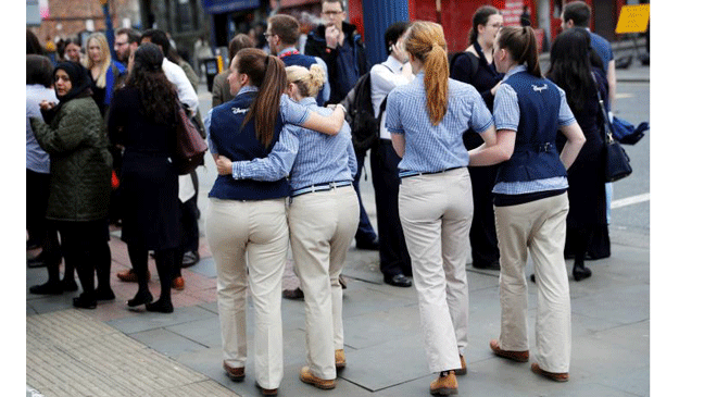 Thêm “tiếng nổ lớn” tại một trung tâm mua sắm ở Manchester ảnh 1