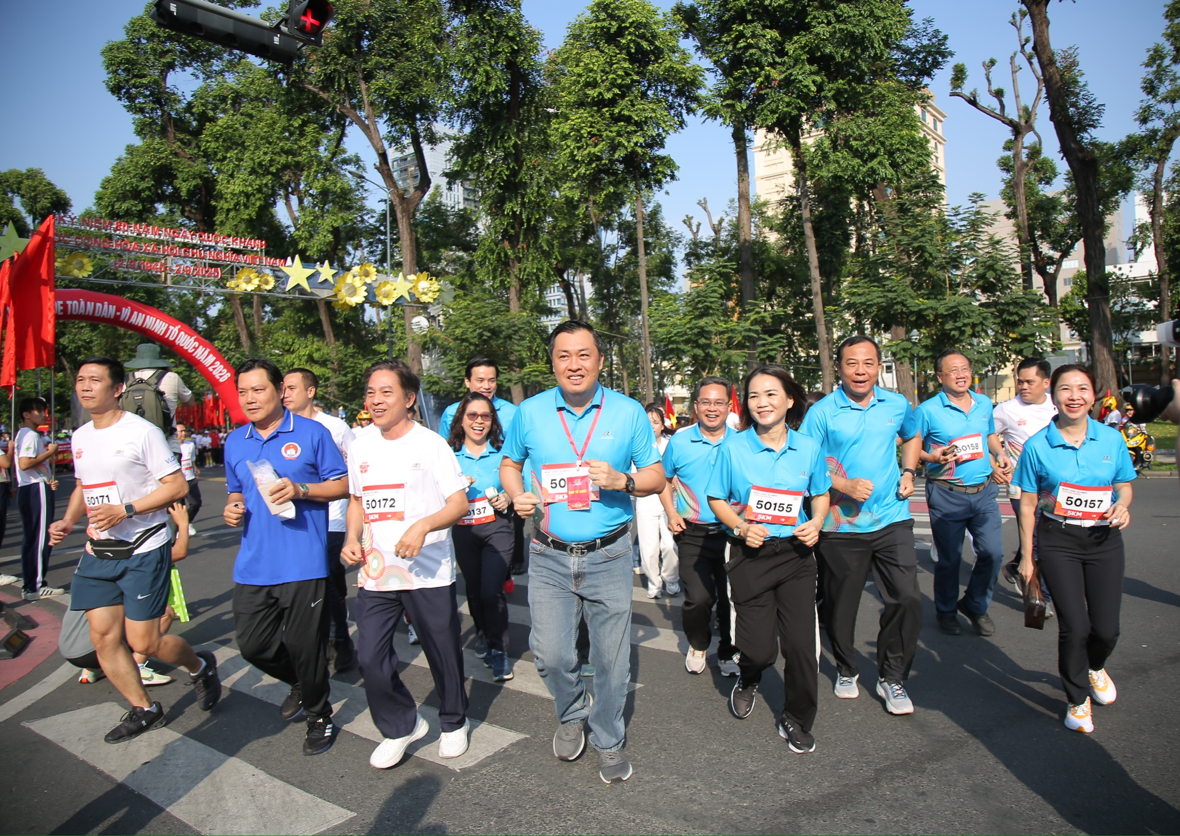 胡志明市逾6000人响应2026年奥林匹克跑步日