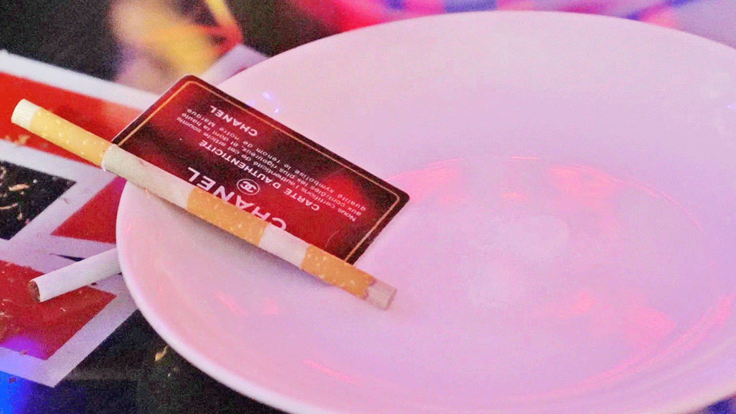 Bắt giữ 30 đối tượng sử dụng ma tuý trong quán karaoke ảnh 2