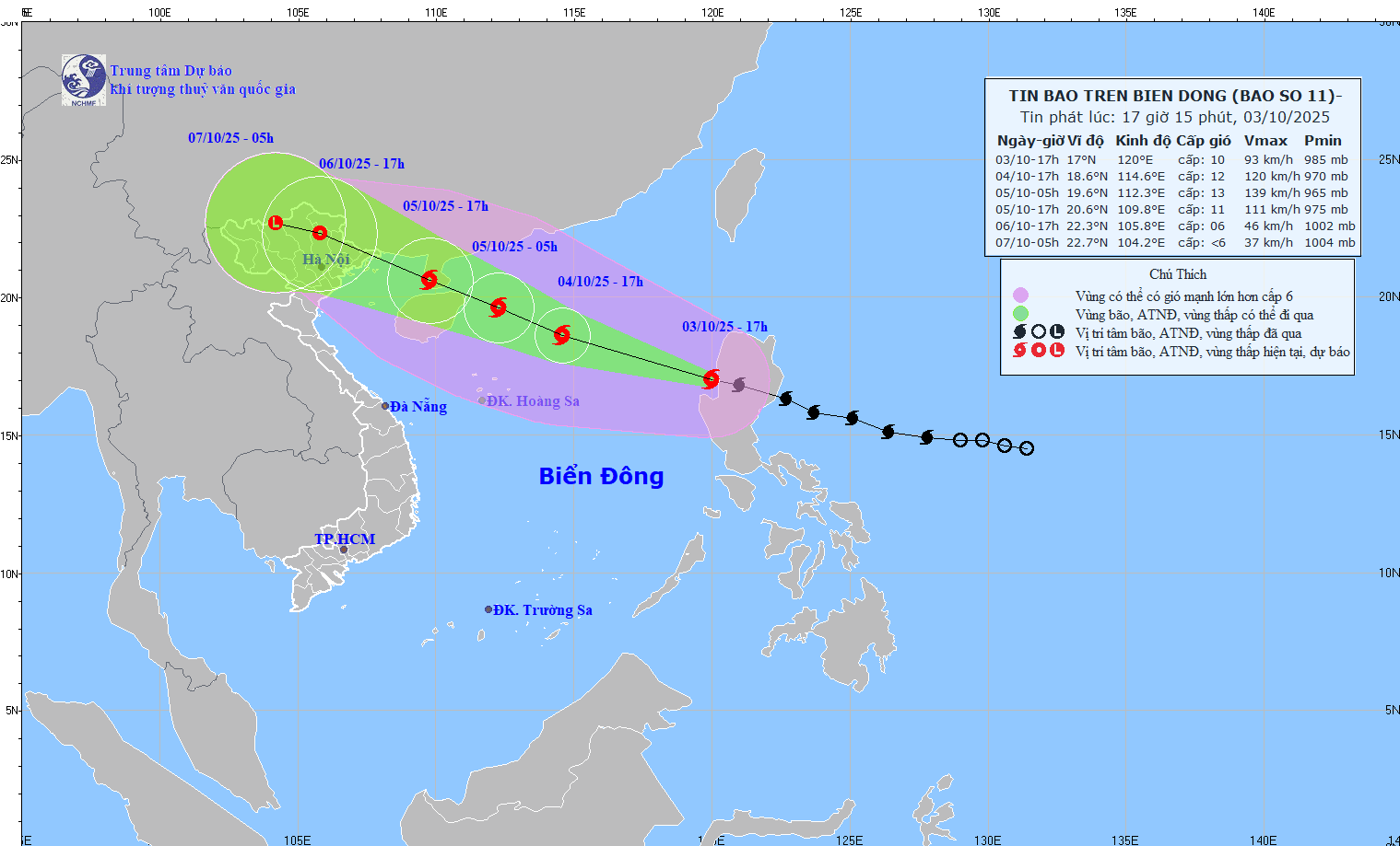 Bão số 11 đã vượt qua Philippines vào Biển Đông chiều 3-10