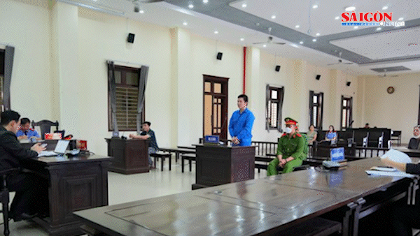 Bắt cóc con của bạn thân để đòi tiền chuộc, một thanh niên lãnh 15 năm tù 