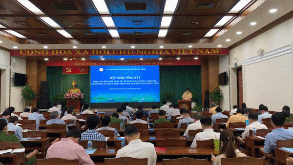 Key traffic projects will be launched in unison in 2022: HCMC Chairman