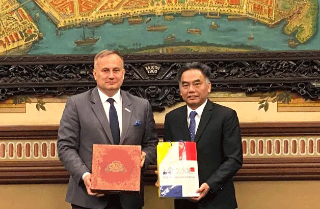 Ho Chi Minh City, Poland's Lodzkie Province seek stronger trade, investment ties