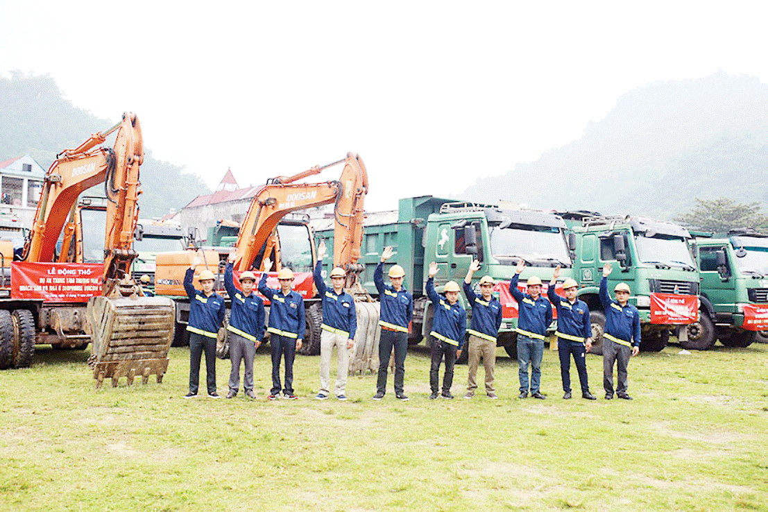 Hòa Bình liên tiếp khởi công dự án mới