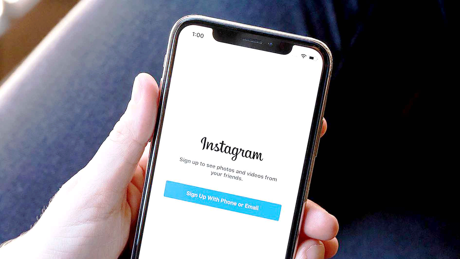 Instagram đấu tranh với tin giả
