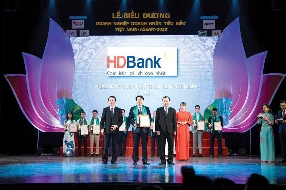 HDBank: Doanh nghiệp tiêu biểu Việt Nam - ASEAN 2020 ảnh 1