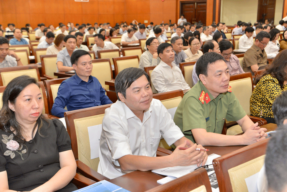 Các đại biểu dự hội nghị. Ảnh: CAO THĂNG