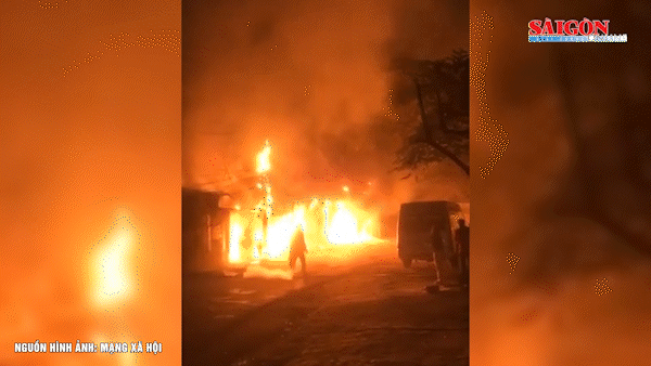Đám cháy bốc cao cùng tiếng nổ lớn, nhiều lán tạm bị thiêu rụi