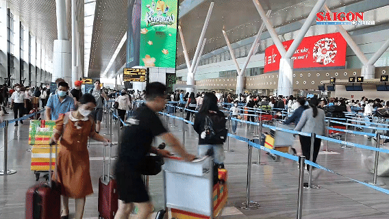 TPHCM tăng cường vận tải, bảo đảm đi lại dịp lễ Giổ Tổ Hùng Vương, 30-4 và 1-5