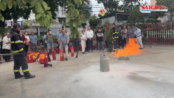 Gần 200 chủ nhà trọ được hướng dẫn kỹ năng phòng cháy chữa cháy
