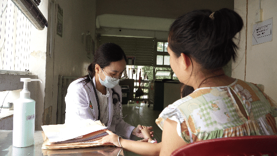 Gần 100.000 trẻ mắc tay chân miệng, phụ huynh không chủ quan trước thềm năm học mới