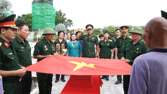 "Rồi 4 năm nữa cháu sẽ tiếp bước chú" - Lời hứa tuổi 14 và hành trình đưa Liệt sĩ Trần Quỳnh về quê hương