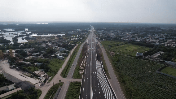 Trải nghiệm cao tốc Bến Lức - Long Thành trước giờ thông xe