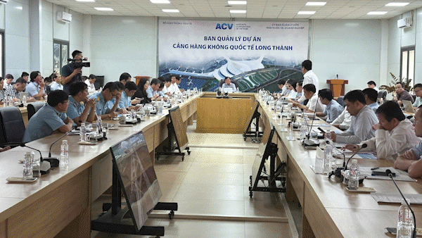 Khảo sát vị trí xây nhà ga đường sắt tại Sân bay Long Thành