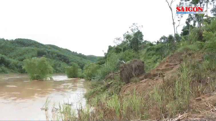 Quảng Bình ứng phó với nhiều điểm có nguy cơ sạt lở