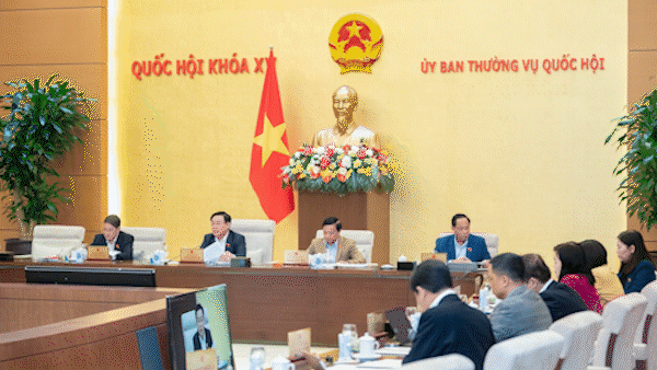 Đọc chip điện tử trên căn cước phải được chủ thẻ đồng ý thông qua xác thực vân tay, khuôn mặt