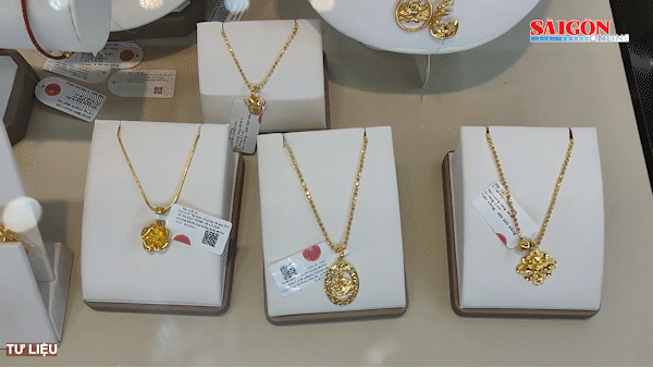 Sáng đầu tuần, giá vàng SJC nối tiếp đà giảm, vàng 9999 tiếp tục tăng