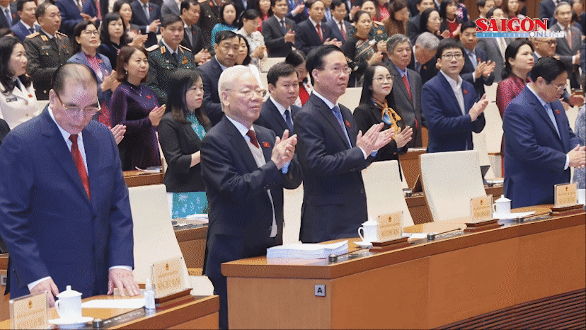 Tin nóng: Tổng Bí thư Nguyễn Phú Trọng dự khai mạc kỳ họp bất thường lần thứ 5; ông Mai Hữu Quyết làm Phó Chủ tịch UBND TP Thủ Đức...