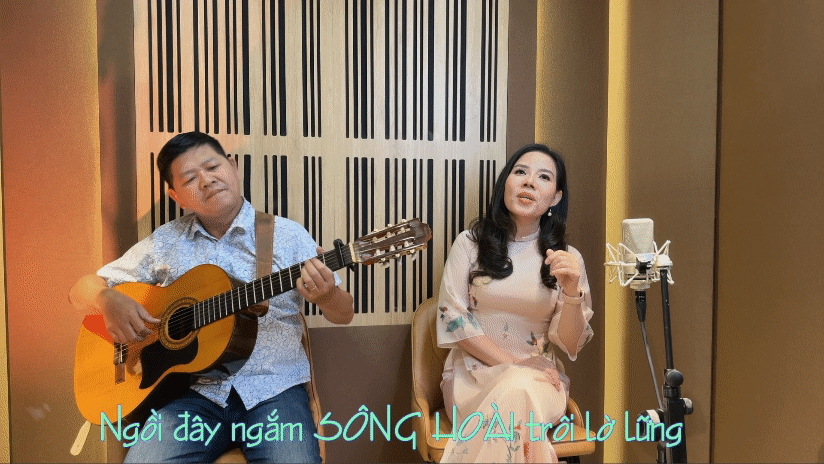 Phố Hội chờ em